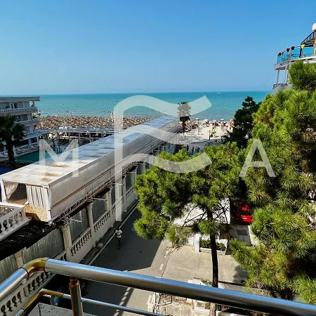 Coastal Living 732 * Durrës