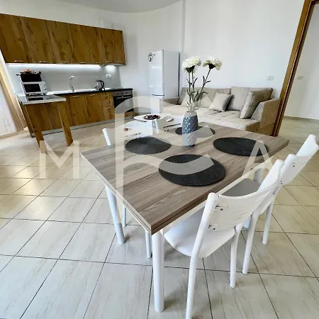 Coastal Living 732 아파트 Durrës
