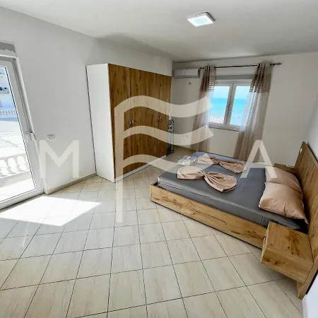 Coastal Living 732 아파트 Durrës
